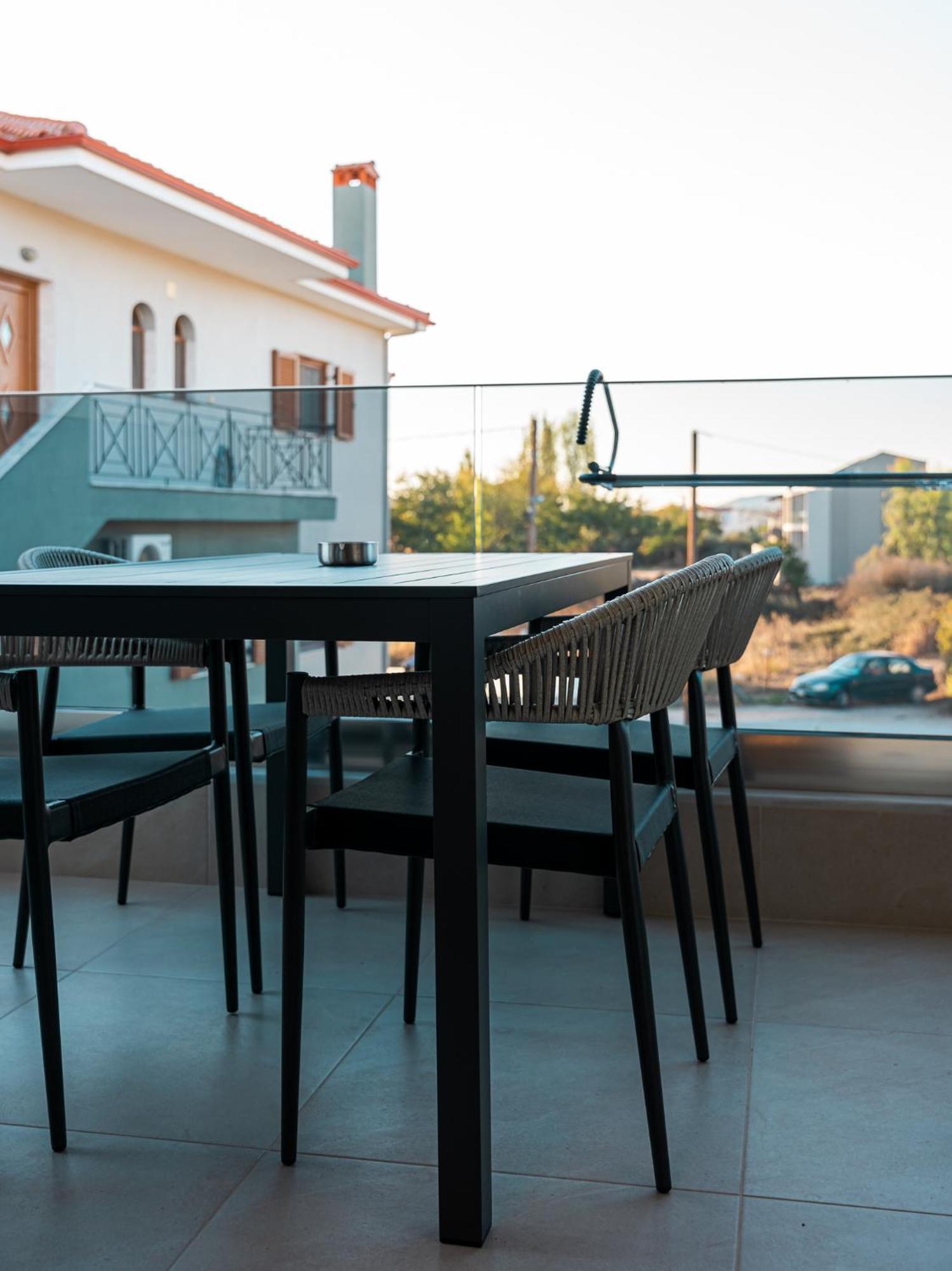 Antony'S Luxury Apartments Nikiti  Dış mekan fotoğraf