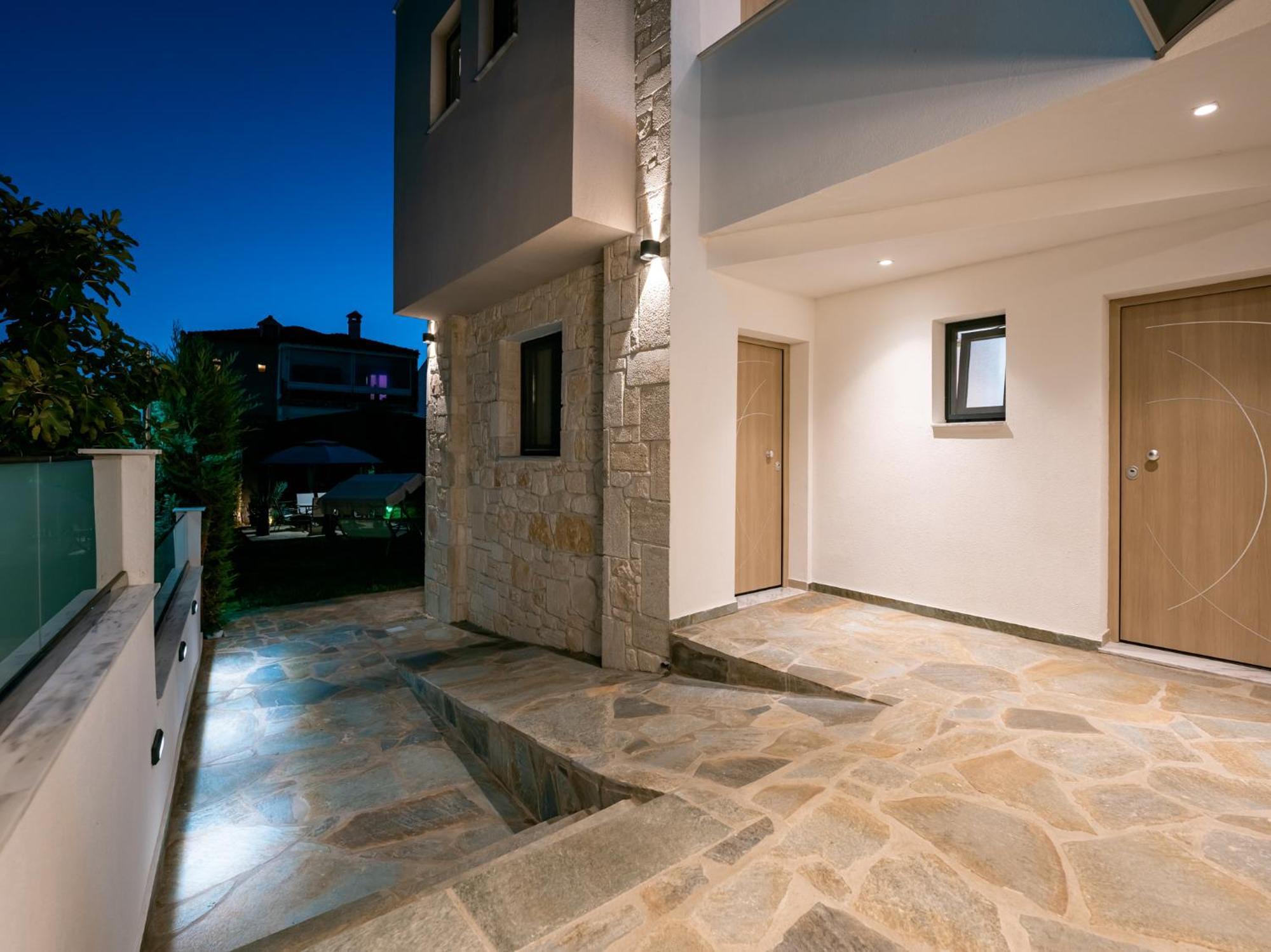Antony'S Luxury Apartments Nikiti  Dış mekan fotoğraf