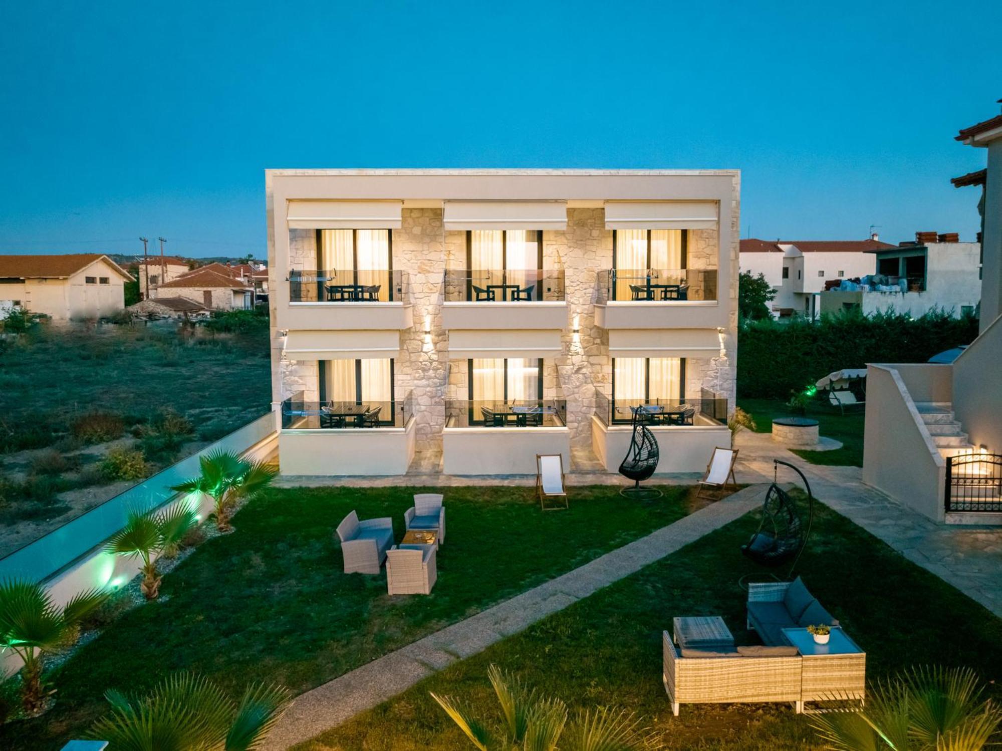 Antony'S Luxury Apartments Nikiti  Dış mekan fotoğraf