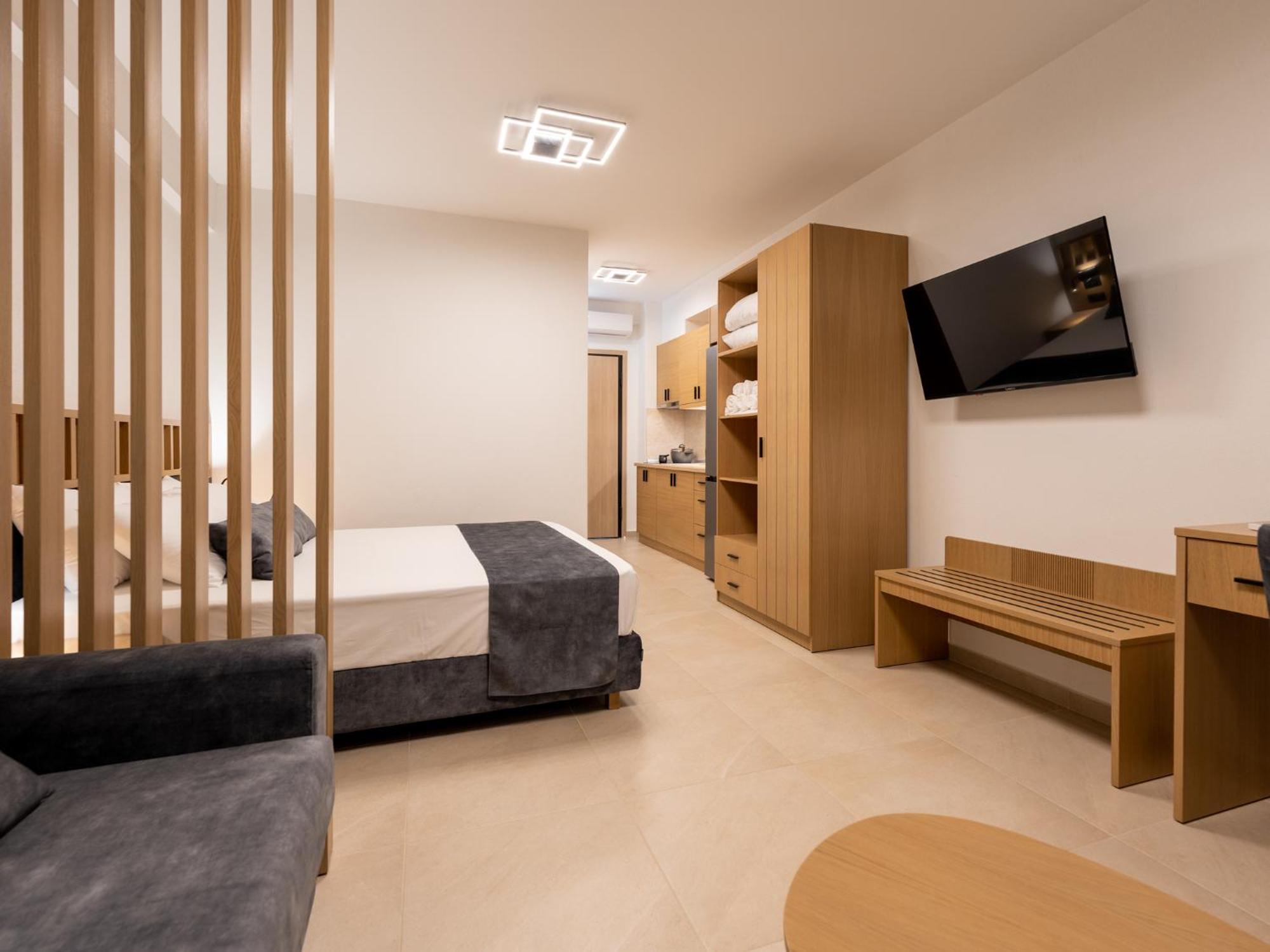 Antony'S Luxury Apartments Nikiti  Dış mekan fotoğraf